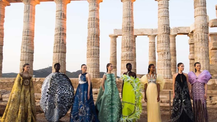 Greek fashion inspired by legends
